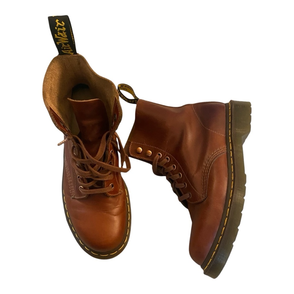 Dr. Martens Pascal Tobacco Brown Rose Gold Hardware Sz 9